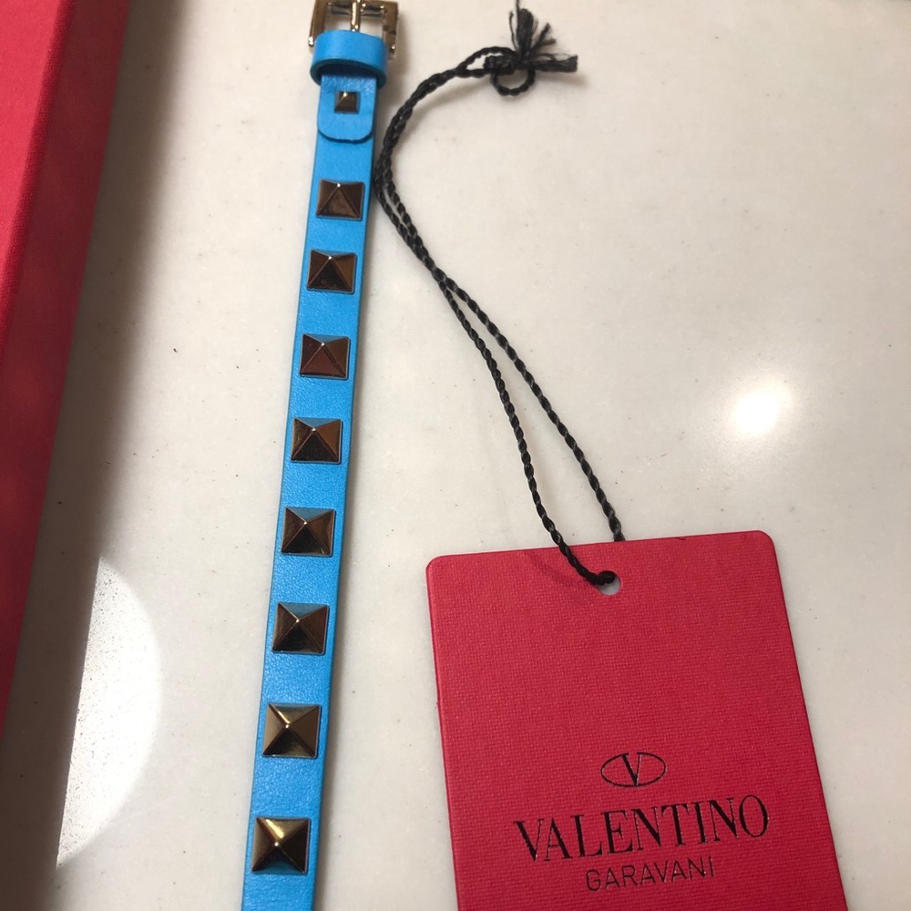 Authentic Valentino Garavani Rockstud bracelet.